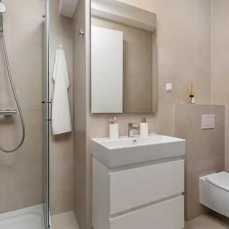 In Center Of Apartman